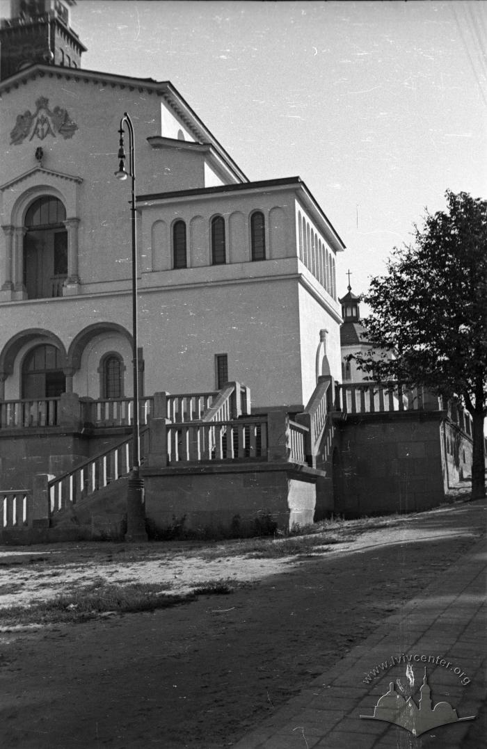 Костел Матері Божої Остробрамської 2
