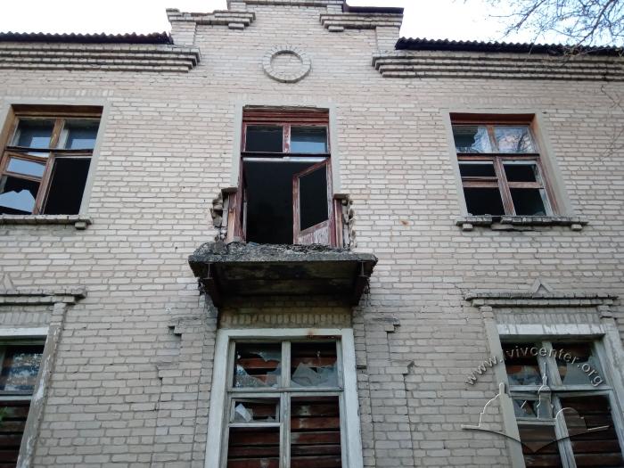 Колишній комбінат дитячого харчування 2