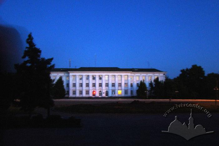 Міська адміністрація 2