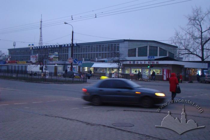 Проспект Хіміків 2