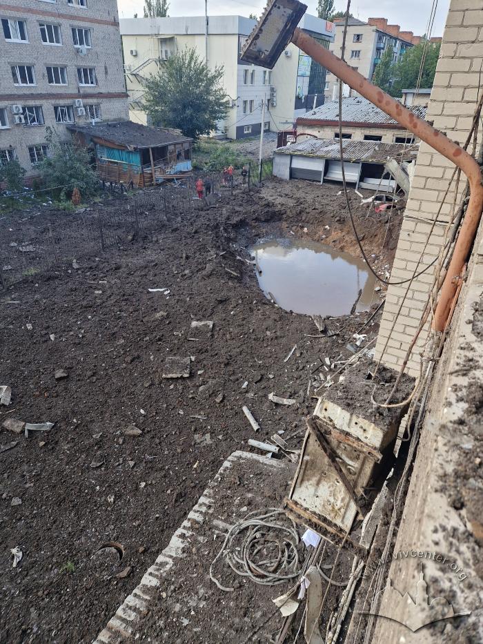 Вид з вікна. Готель "Краматорськ" 2
