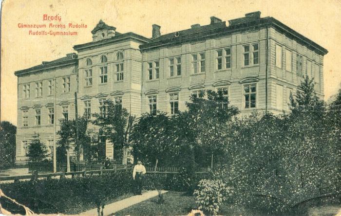 Buildling of the Brody Gymnasium 2