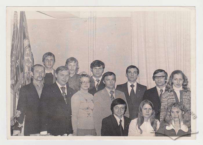 Group portrait of NETI students 2