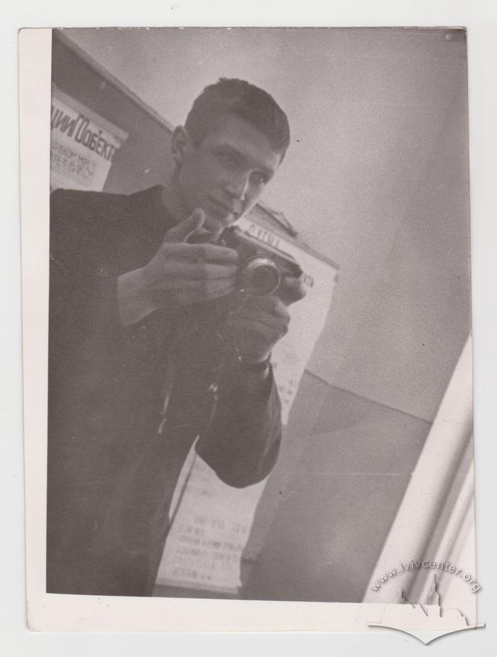 З фотоапаратом 2