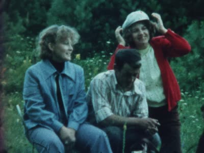 In Zelene. Zenia is a schoolgirl. The first call. Romchyk the bear. New Year ‘82