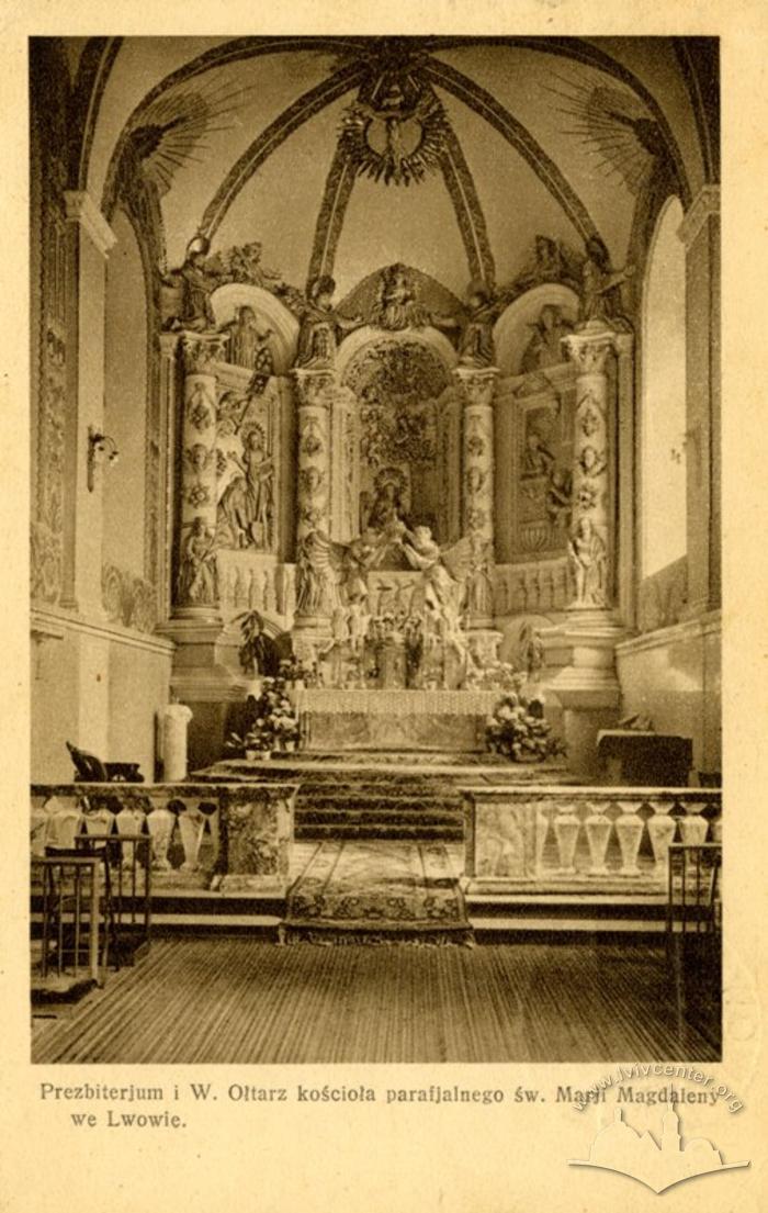 Big altar of St. Maria Magdalena parish church 2