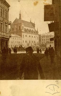 Вид на костел єзуїтів з вулиці Сикстуської  (тепер вул. Дорошенка)