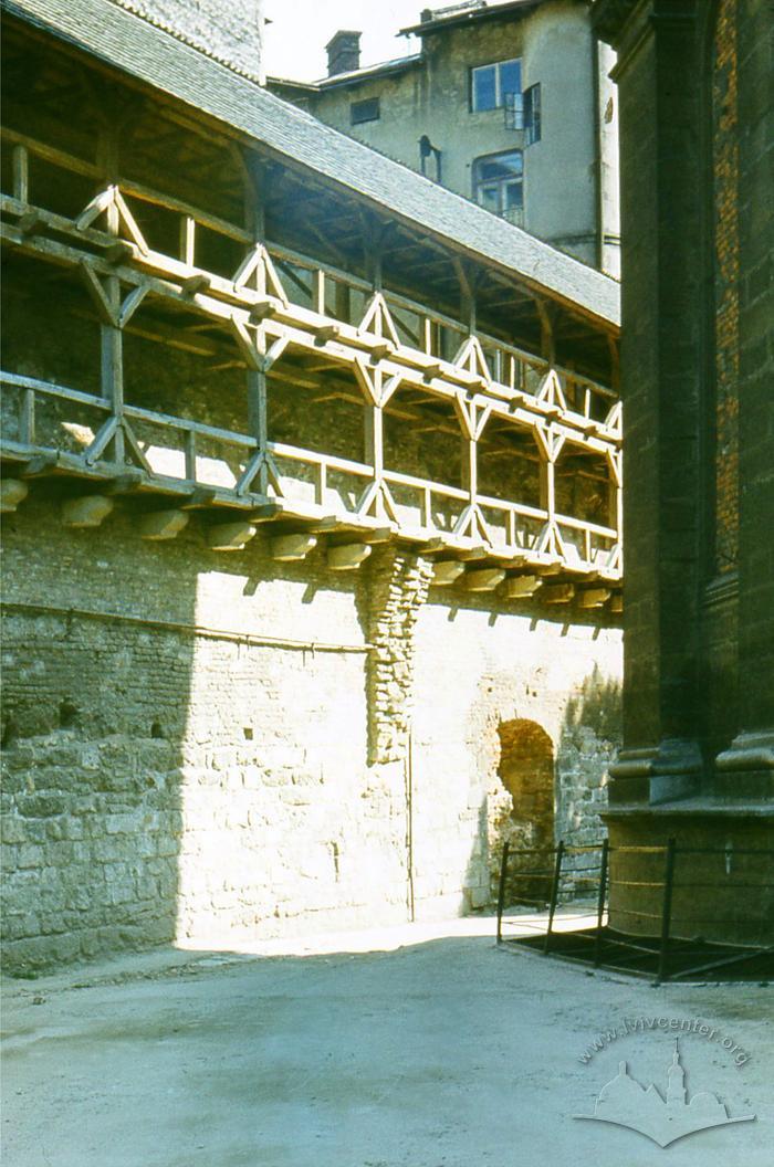 Internal wall gallery of Bernardine monastery 2