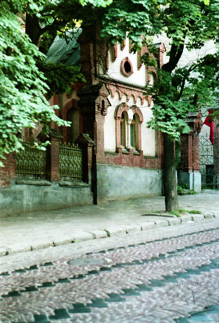 Вулиця Дорошенка, 73 2